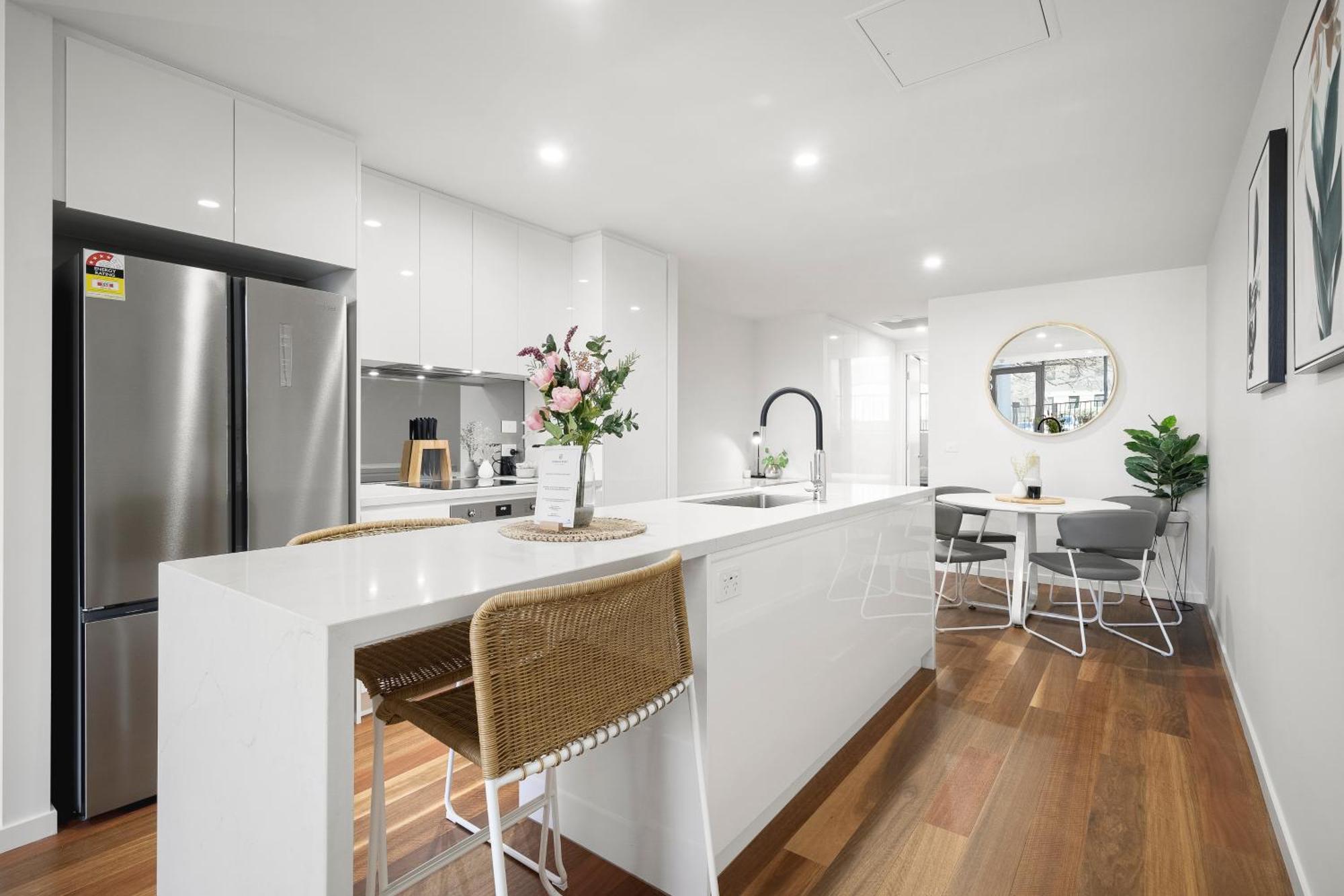 Founders Lane Apartments By Urban Rest Canberra Eksteriør bilde
